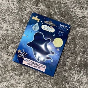 Mini cleansing cloths